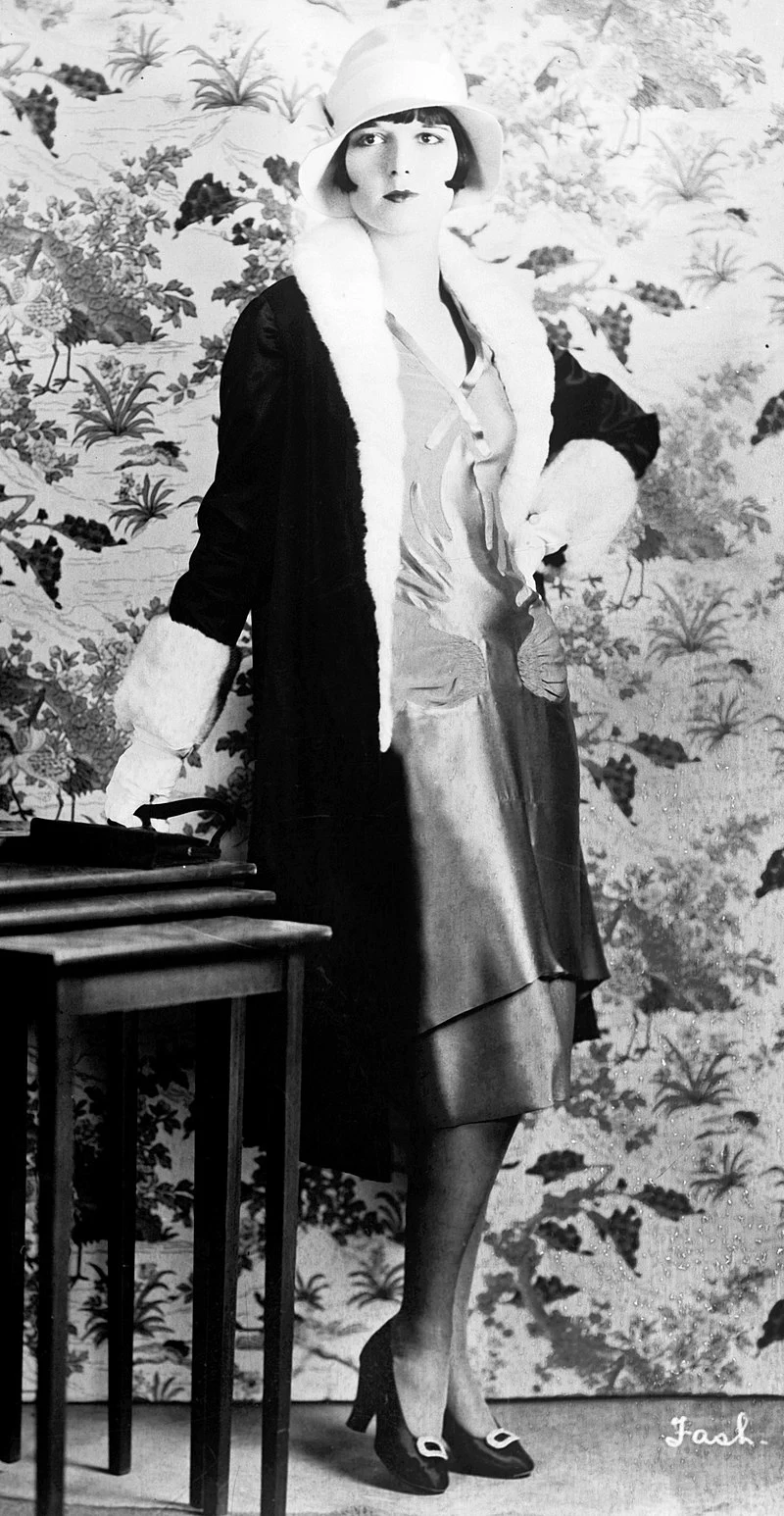 Actress Louise Brooks (1927)